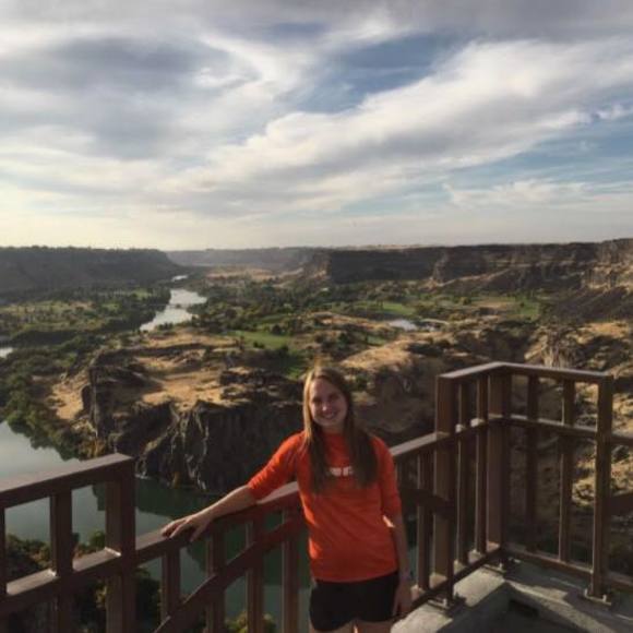 Meet your Posher, Mary kate - Picture 1 of 1